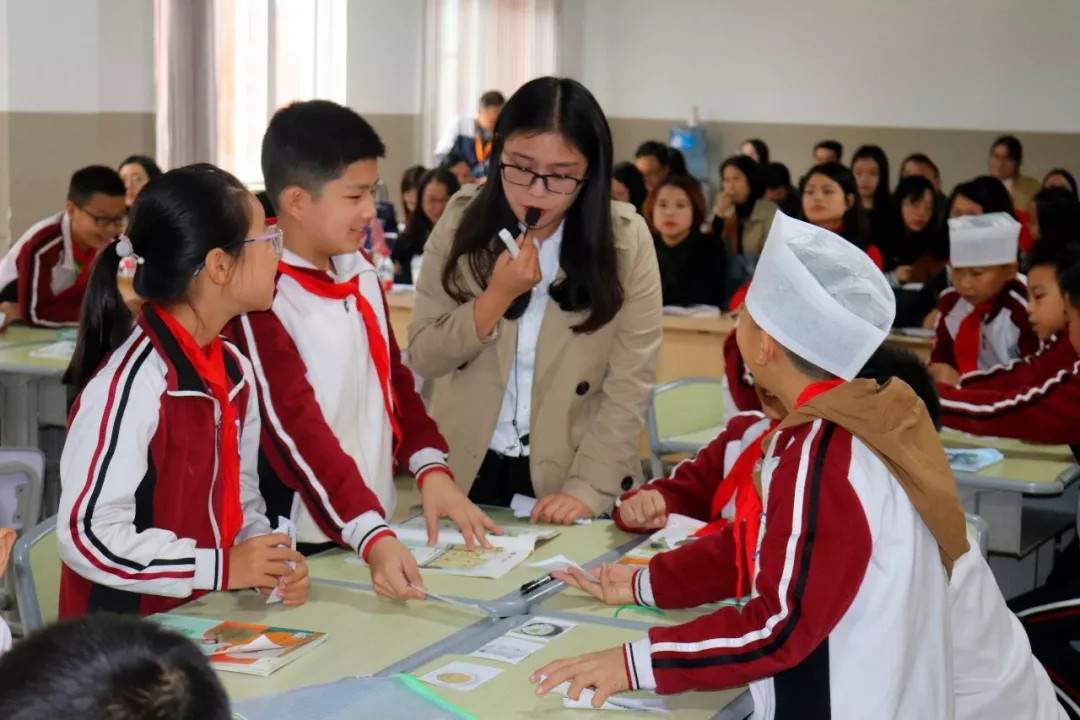 国维回顾 | 黔江区2018年秋小学英语教研工作和培训会 国维回顾 | 黔江区2018年秋小学英语教研工作和培训会