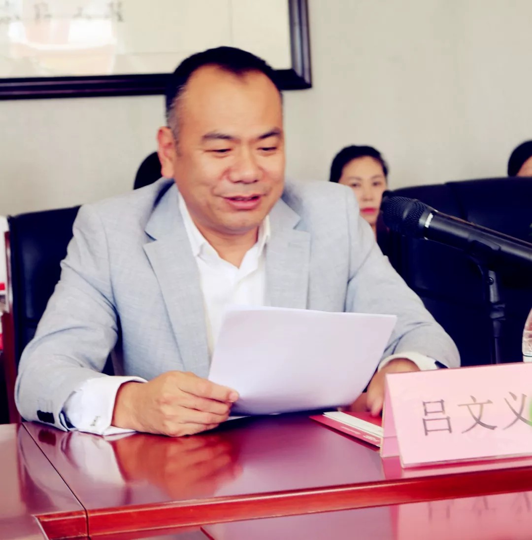 重大喜讯:渝东南清央美术生源基地签约仪式在我校举行 重大喜讯:渝东南清央美术生源基地签约仪式在我校举行